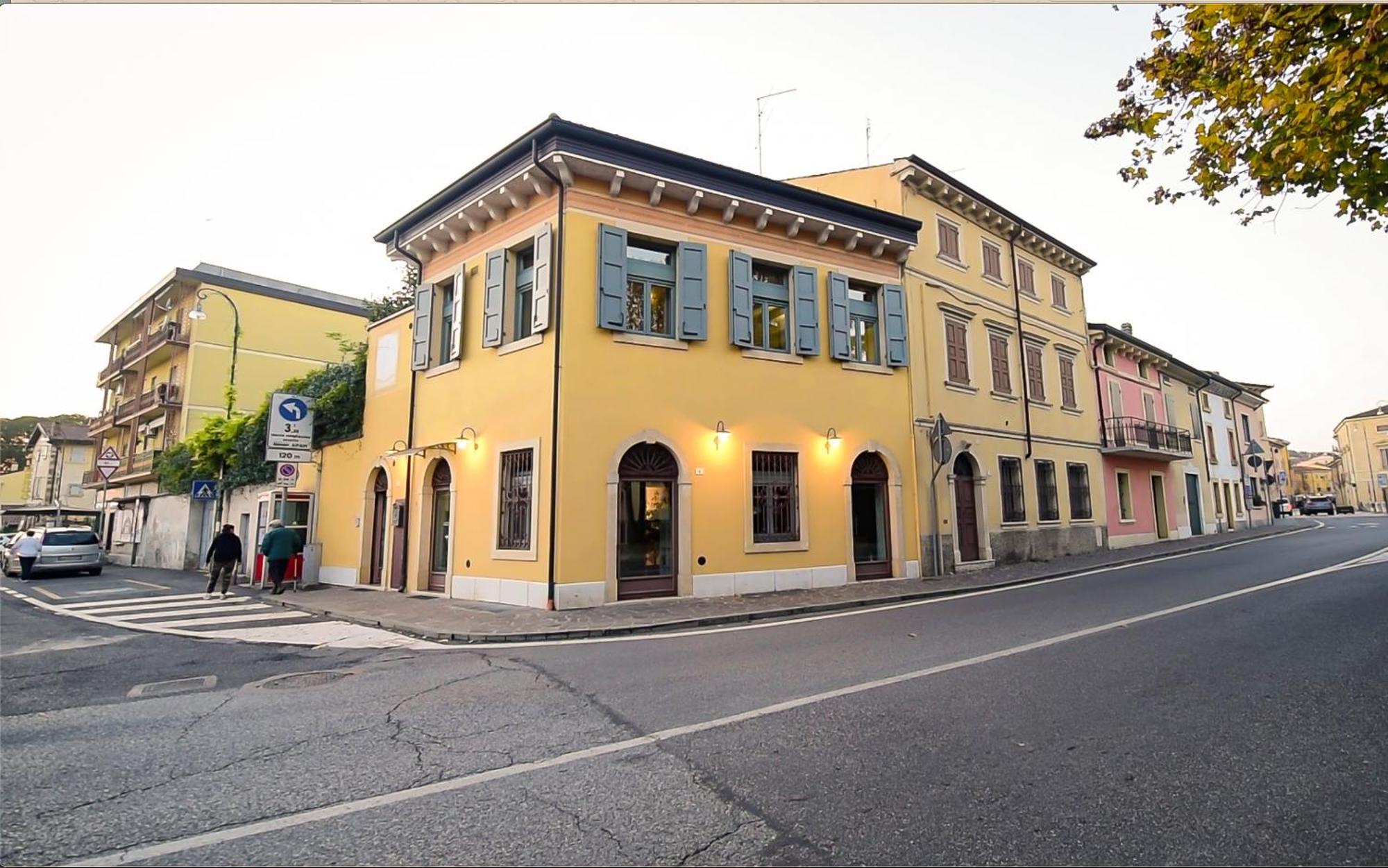 Giohouse4 Apartment Valeggio sul Mincio Bagian luar foto